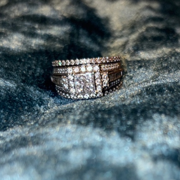 1 & 2/6 CT. Quad Princess-Cut Diamond Engagement Ring in 10K White Gold - Picture 1 of 5